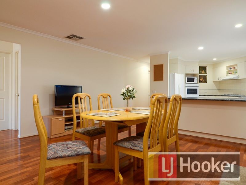 11 Earlwood Street, Narre Warren South VIC 3805
