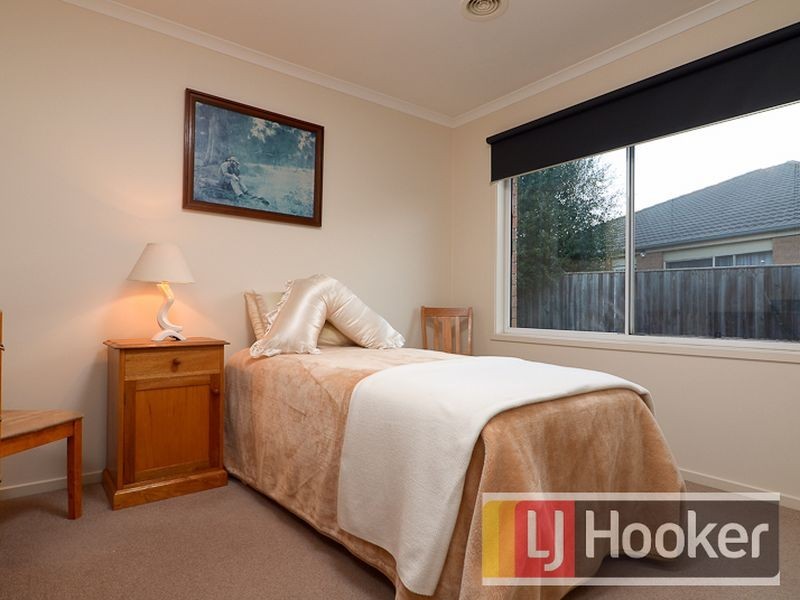 11 Earlwood Street, Narre Warren South VIC 3805