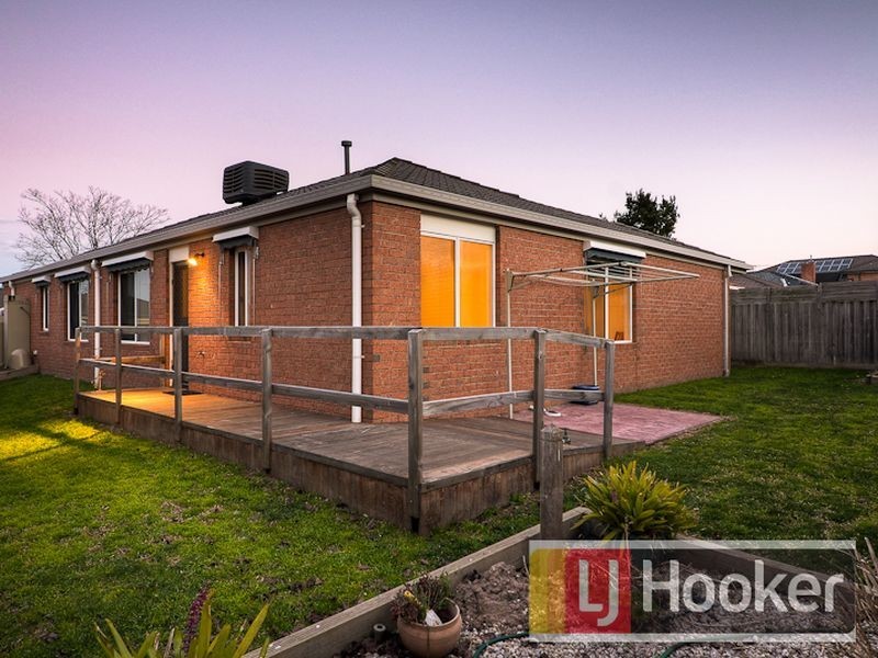 11 Earlwood Street, Narre Warren South VIC 3805