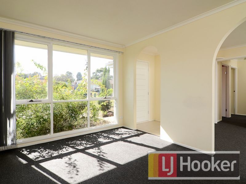 126 Oaktree Drive, Hampton Park VIC 3976