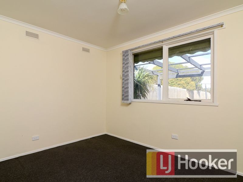 126 Oaktree Drive, Hampton Park VIC 3976