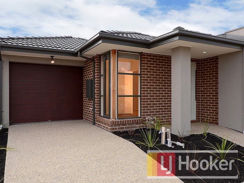 14 Kosciuszko Circuit, Clyde VIC 3978