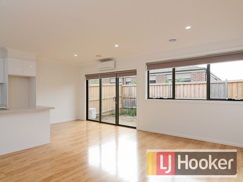 14 Kosciuszko Circuit, Clyde VIC 3978