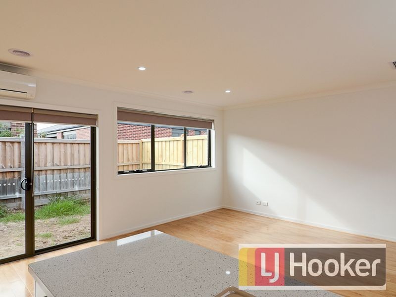 14 Kosciuszko Circuit, Clyde VIC 3978