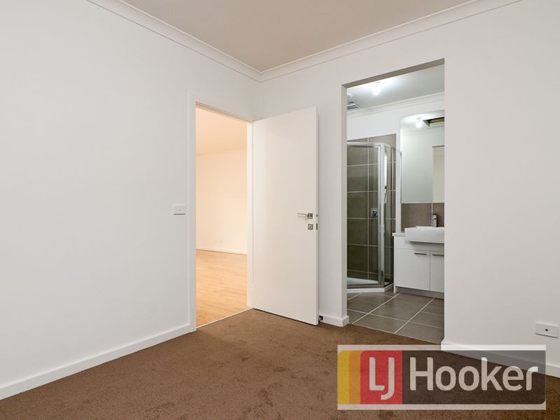 14 Kosciuszko Circuit, Clyde VIC 3978