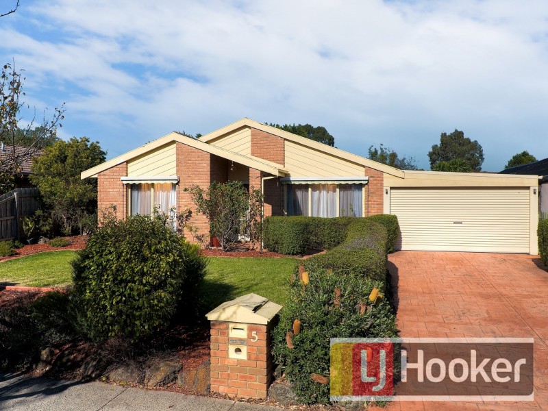 5 Ireland Avenue, Narre Warren VIC 3805