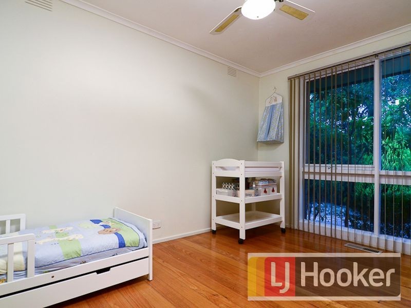 6 Hampton Drive, Hampton Park VIC 3976