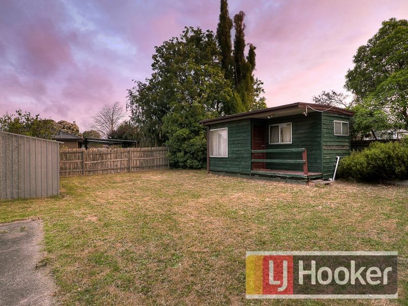 6 Hampton Drive, Hampton Park VIC 3976