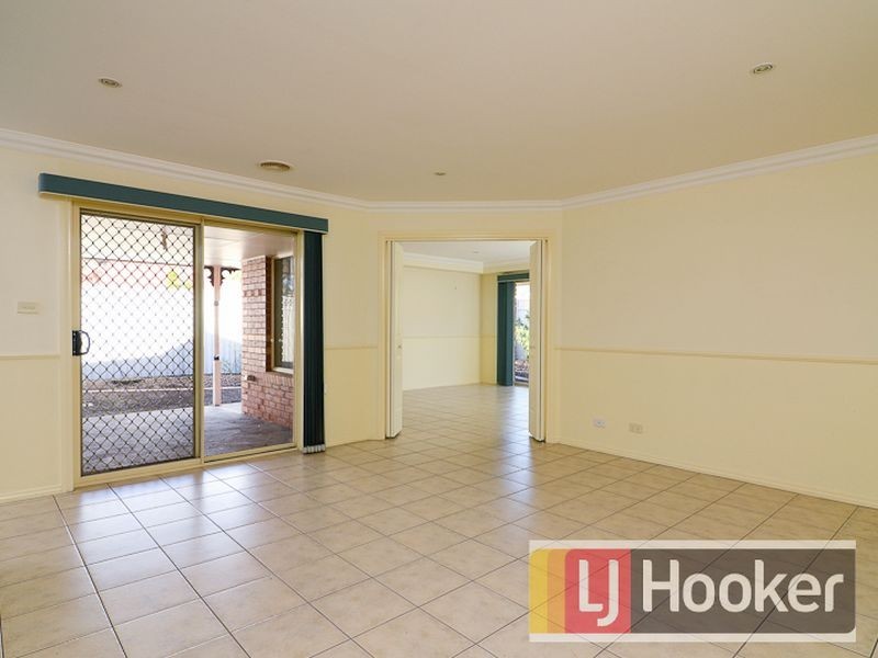 37 Hunt Club Boulevard, Cranbourne East VIC 3977