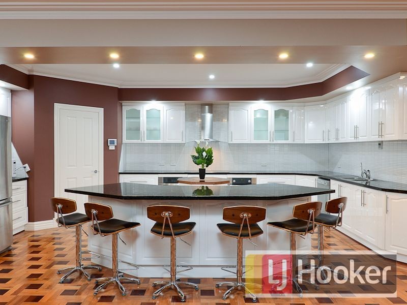 15 Wiringa Close, Narre Warren North VIC 3804