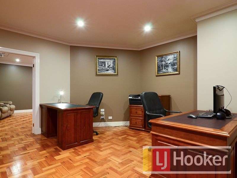 15 Wiringa Close, Narre Warren North VIC 3804