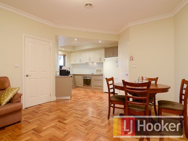 15 Wiringa Close, Narre Warren North VIC 3804