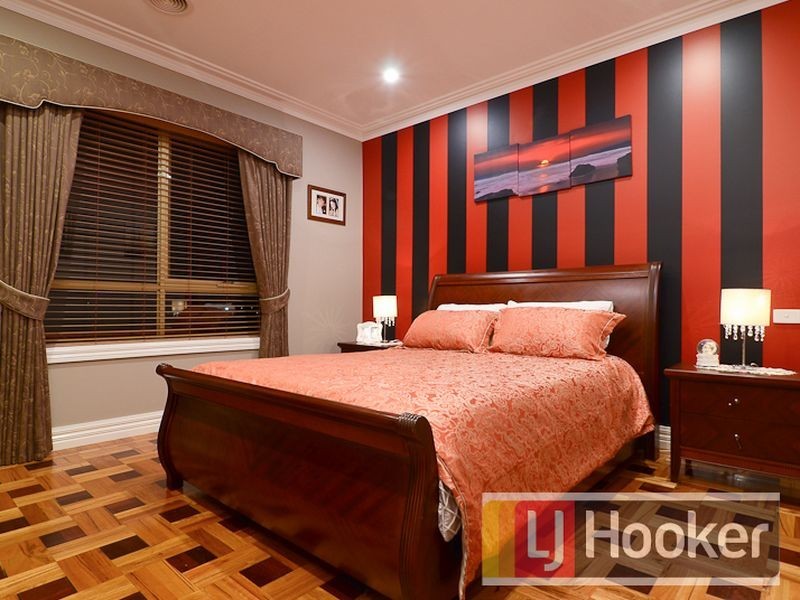 15 Wiringa Close, Narre Warren North VIC 3804