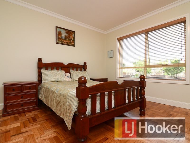 15 Wiringa Close, Narre Warren North VIC 3804