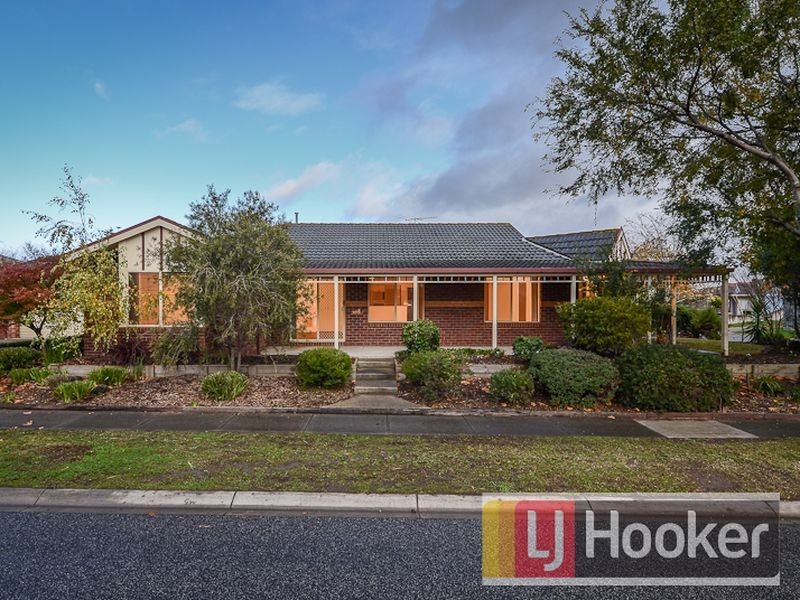 20 Turnberry Avenue, Narre Warren South VIC 3805