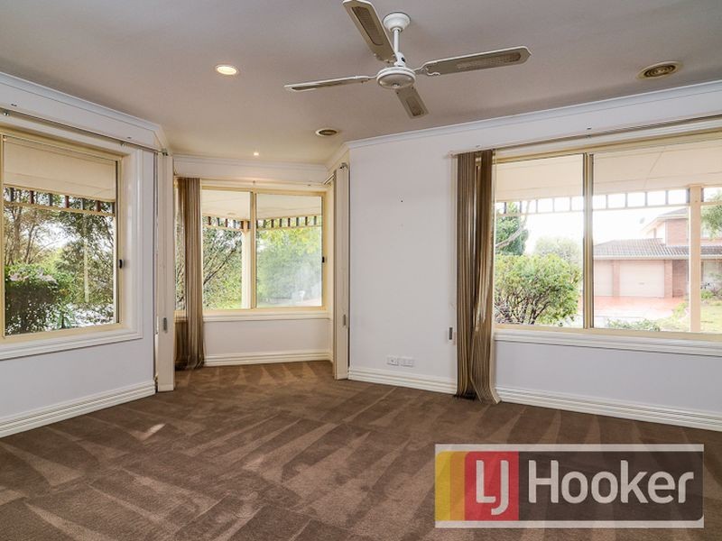 20 Turnberry Avenue, Narre Warren South VIC 3805