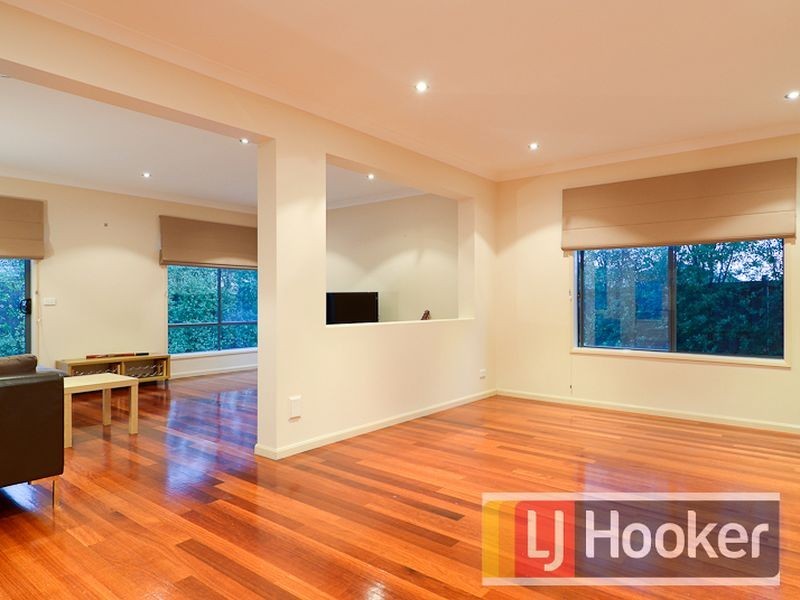 6 Chesil Court, Narre Warren South VIC 3805