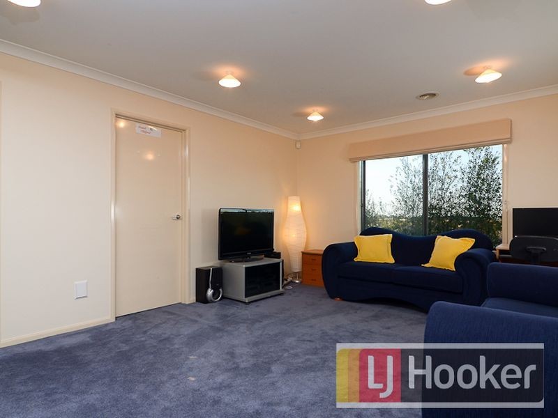 6 Chesil Court, Narre Warren South VIC 3805