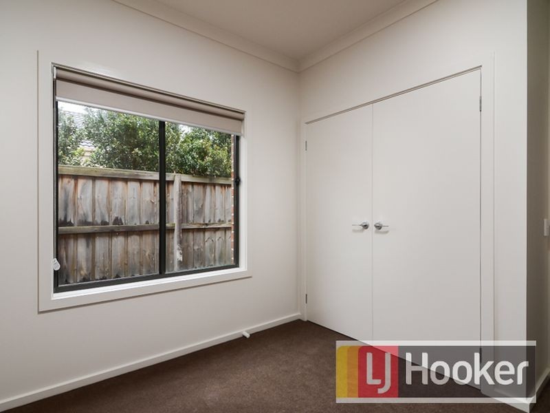 9 Flinders Park Drive, Officer VIC 3809