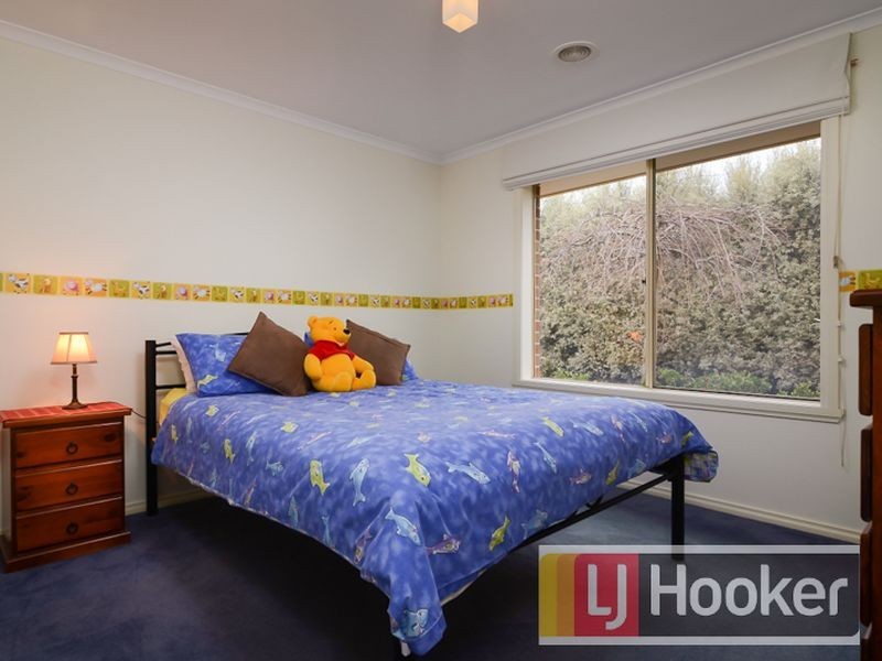 18 Ellen Road, Narre Warren South VIC 3805