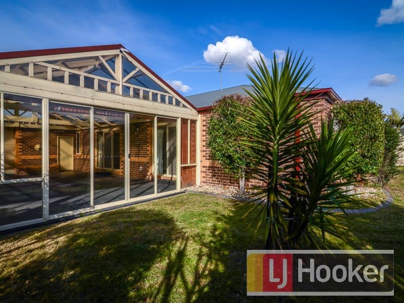 11 Marella Place, Narre Warren South VIC 3805
