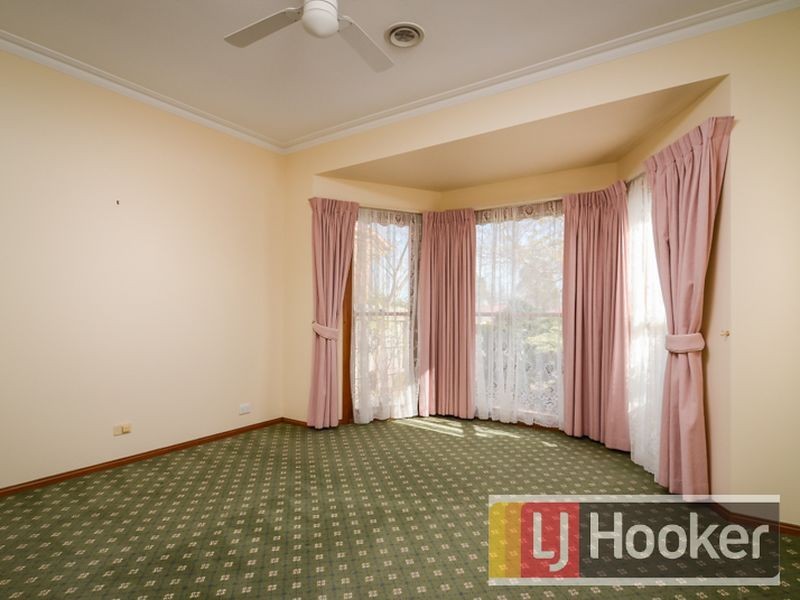 5 Celeste Court, Berwick VIC 3806