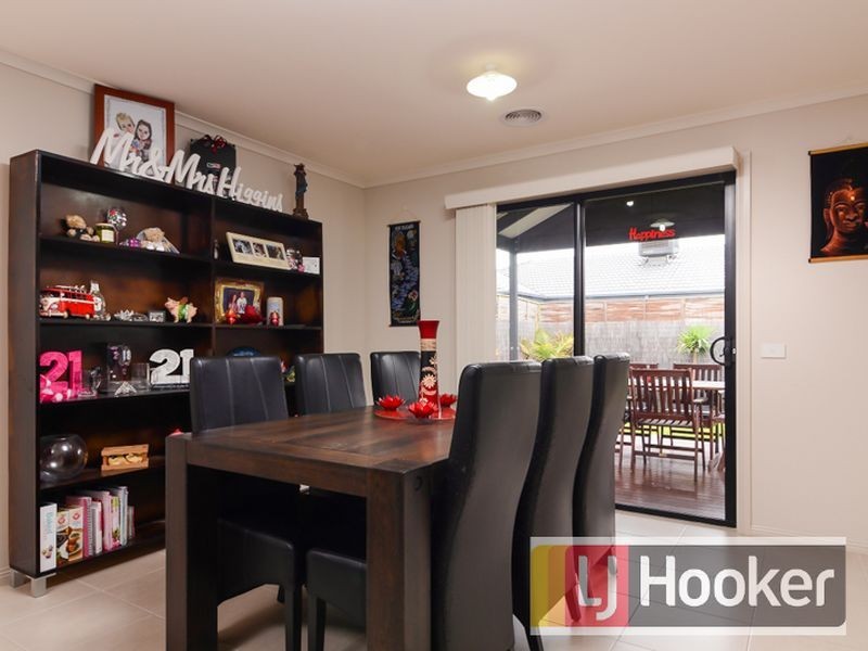 39 Currawong Crescent, Pakenham VIC 3810