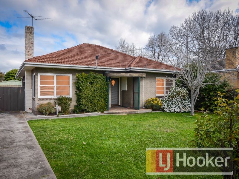 14 Mereweather Avenue, Frankston VIC 3199