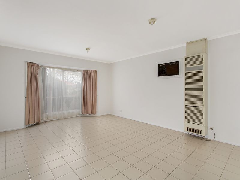 1/3 Leopold Crescent, Hampton Park VIC 3976