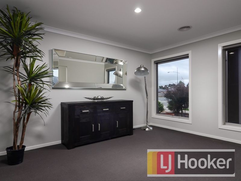 4 Caladenia Street, Officer VIC 3809