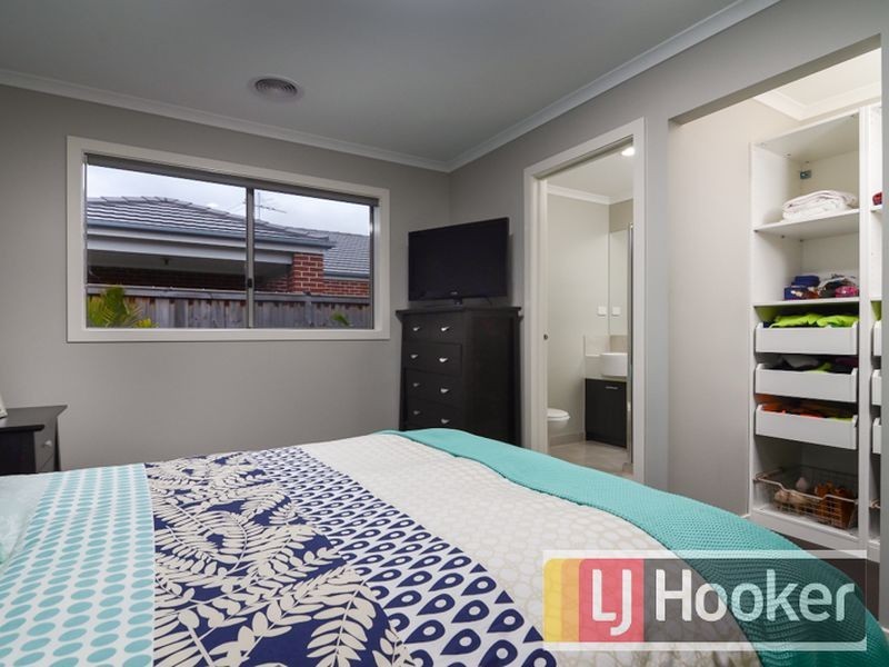 4 Caladenia Street, Officer VIC 3809