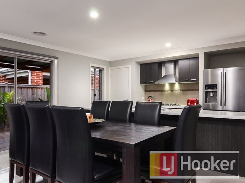 4 Caladenia Street, Officer VIC 3809