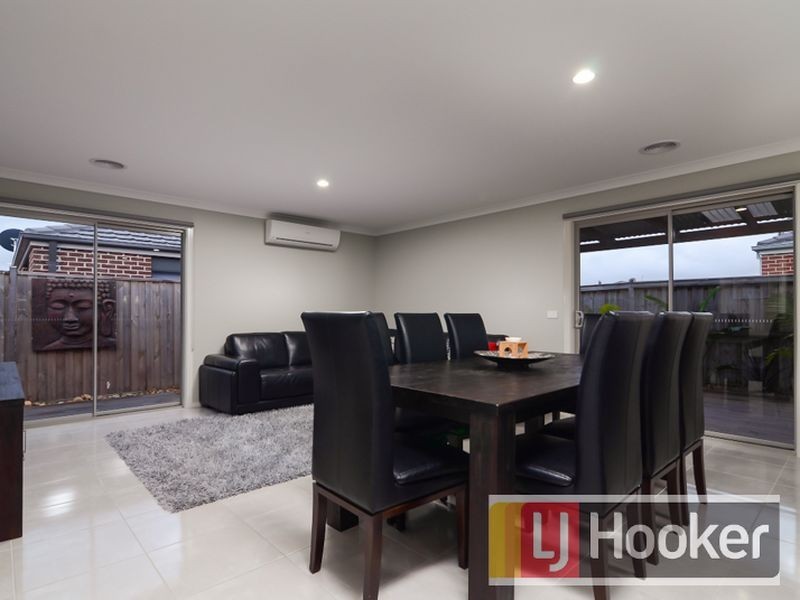 4 Caladenia Street, Officer VIC 3809