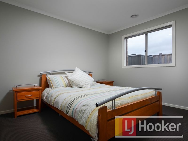 4 Caladenia Street, Officer VIC 3809