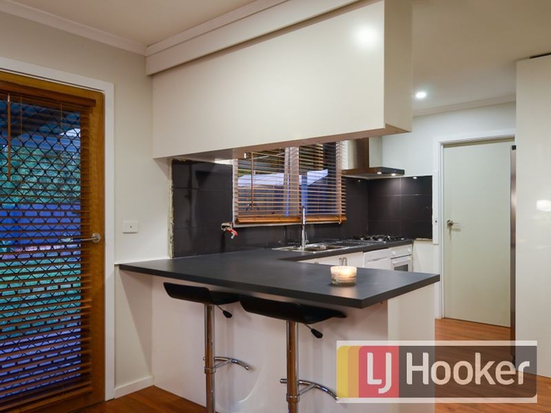 19 Lancaster Avenue, Narre Warren VIC 3805