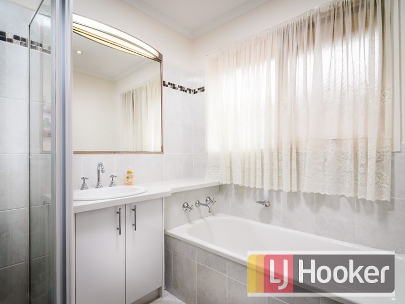 12 St Johns Court, Narre Warren VIC 3805