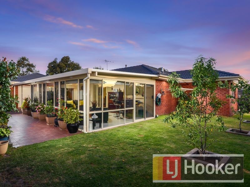 81 The Parkway, Hampton Park VIC 3976