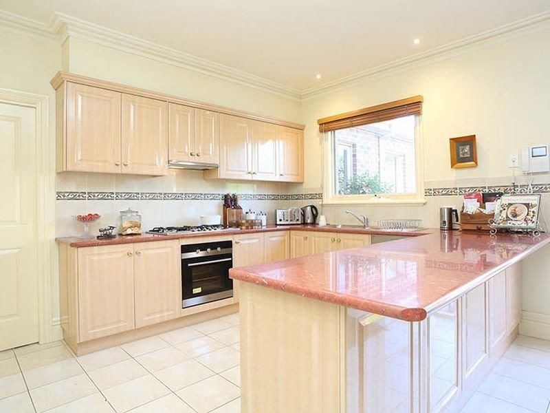 7 The Esplanade, Narre Warren South VIC 3805