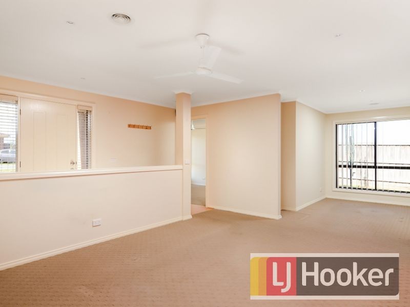 9 Lily Place, Cranbourne VIC 3977
