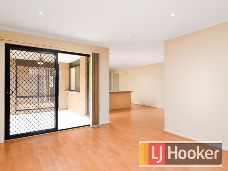 9 Lily Place, Cranbourne VIC 3977