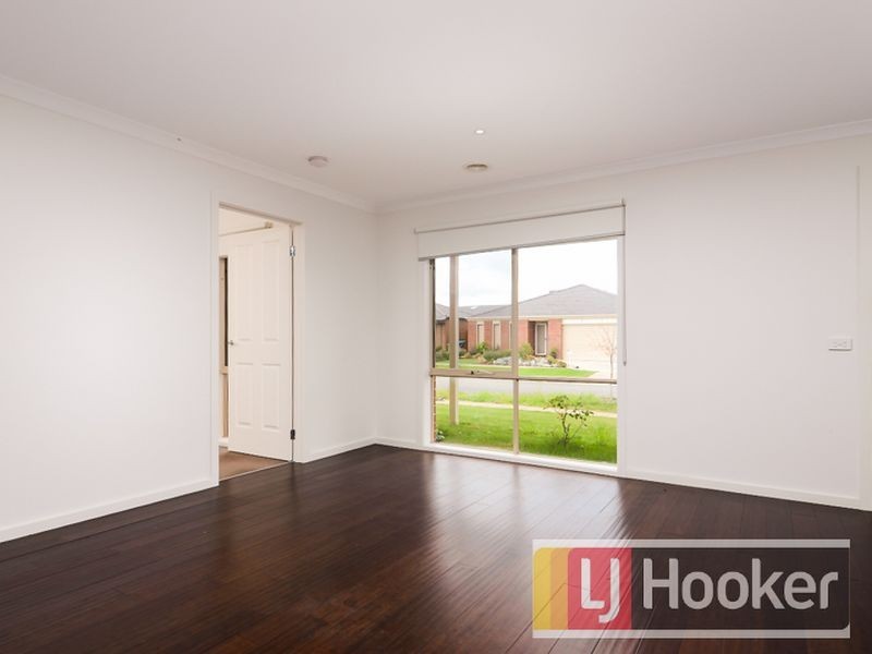 1 Bay Laurel Court, Lynbrook VIC 3975