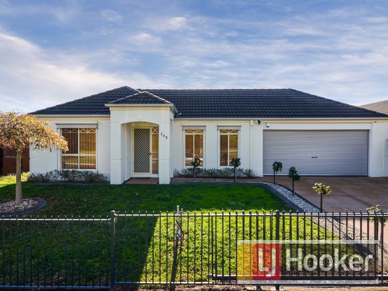 705 Glasscocks Road, Narre Warren South VIC 3805