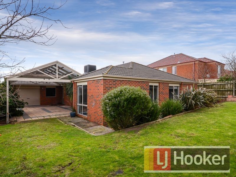 17 Orchid Street, Narre Warren South VIC 3805