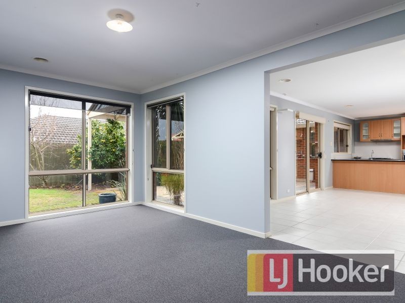 17 Orchid Street, Narre Warren South VIC 3805