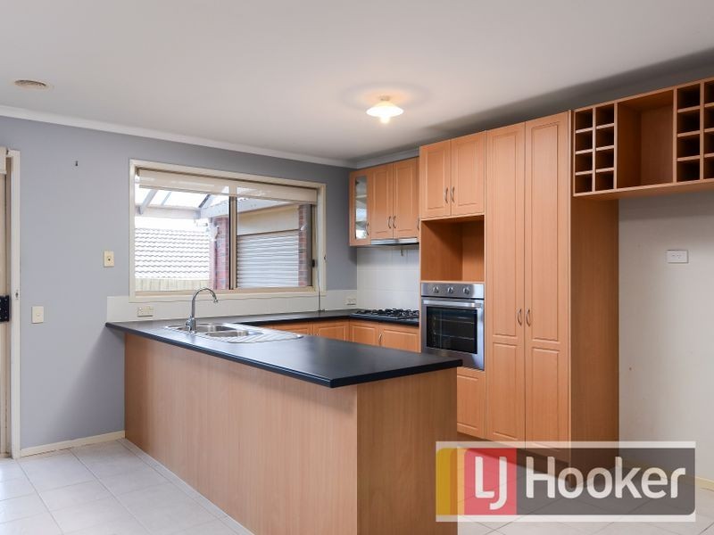17 Orchid Street, Narre Warren South VIC 3805