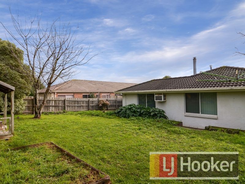 11 Henshaw Court, Narre Warren South VIC 3805