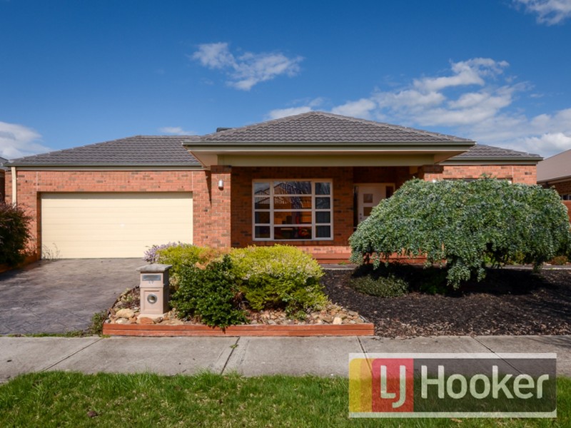 17 Lavender Avenue, Pakenham VIC 3810