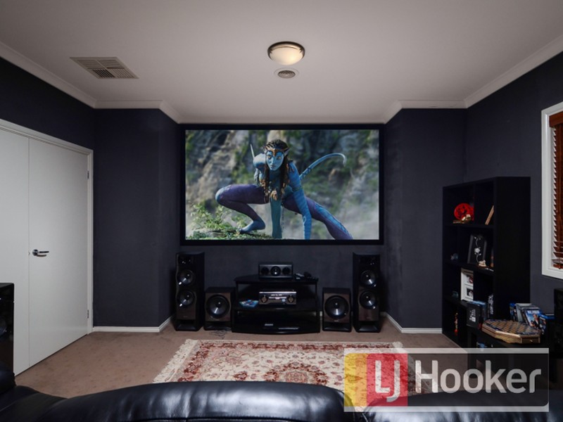 17 Lavender Avenue, Pakenham VIC 3810