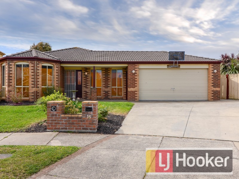 16 Dunmera Crescent, Narre Warren South VIC 3805