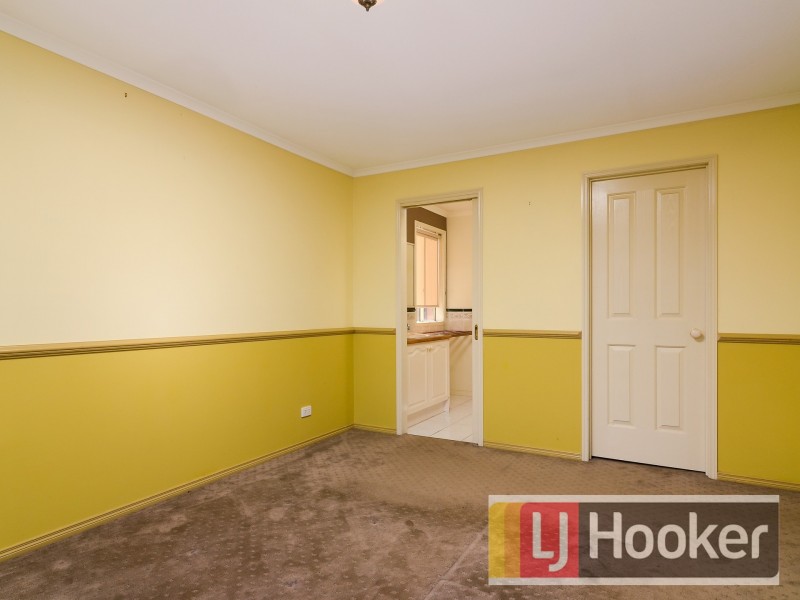 16 Dunmera Crescent, Narre Warren South VIC 3805